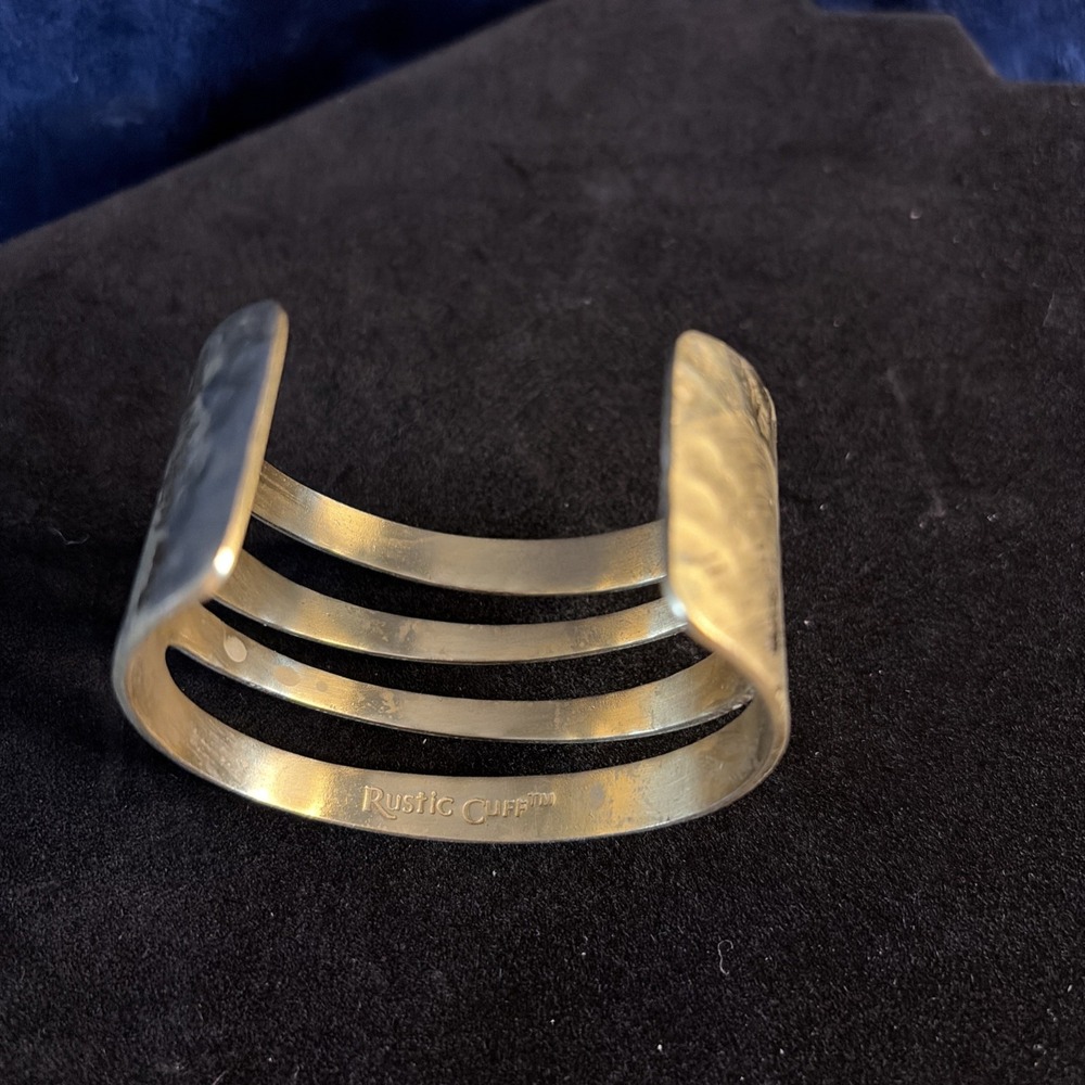 Rustic Cuff Gold Tone Multi-Band Cutout Cuff & Textured Leaf Bangle Sold As Pair - Picture 6 of 13
